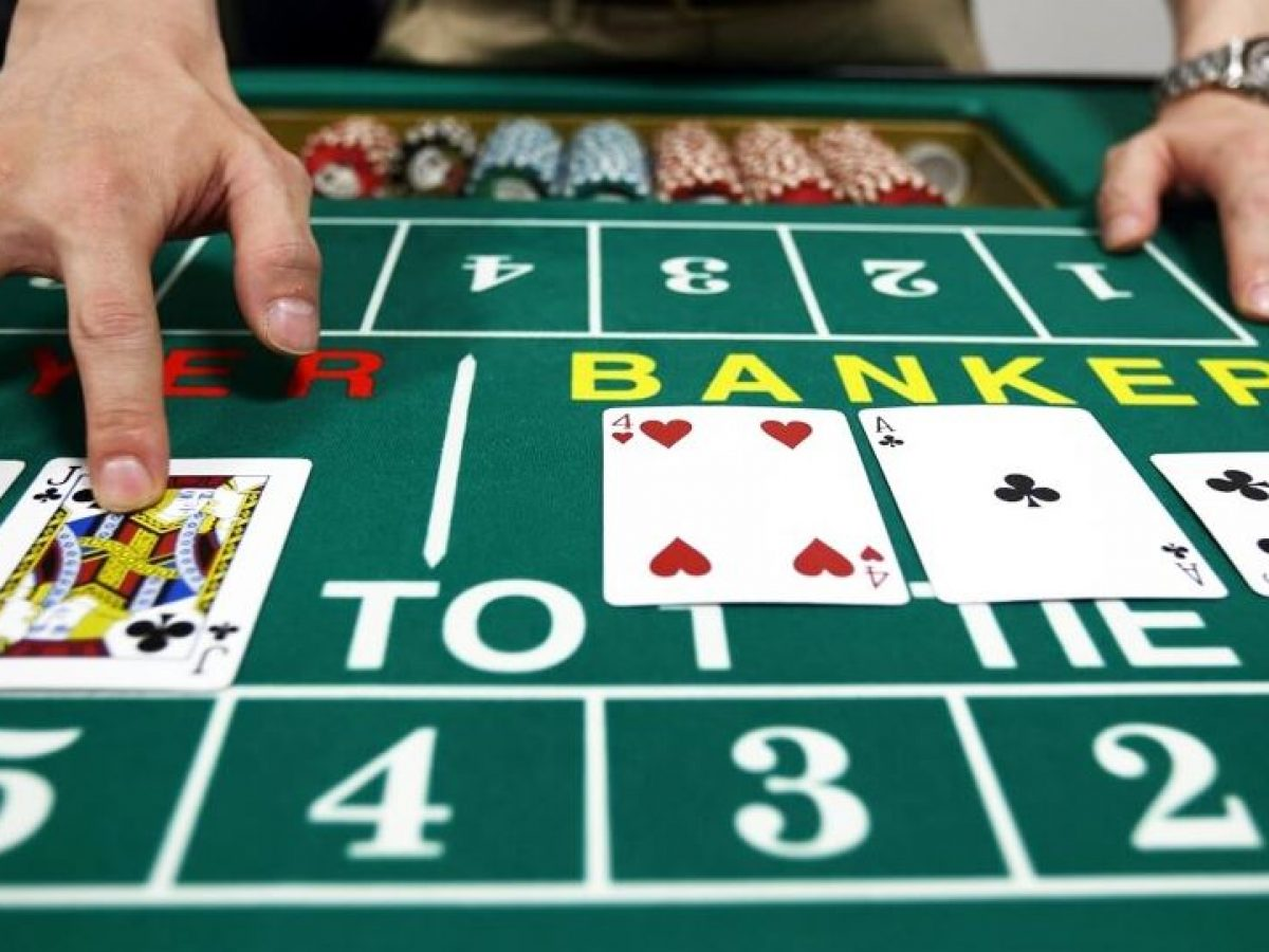 Hướng dẫn chi tiết cách chơi game bài Baccarat